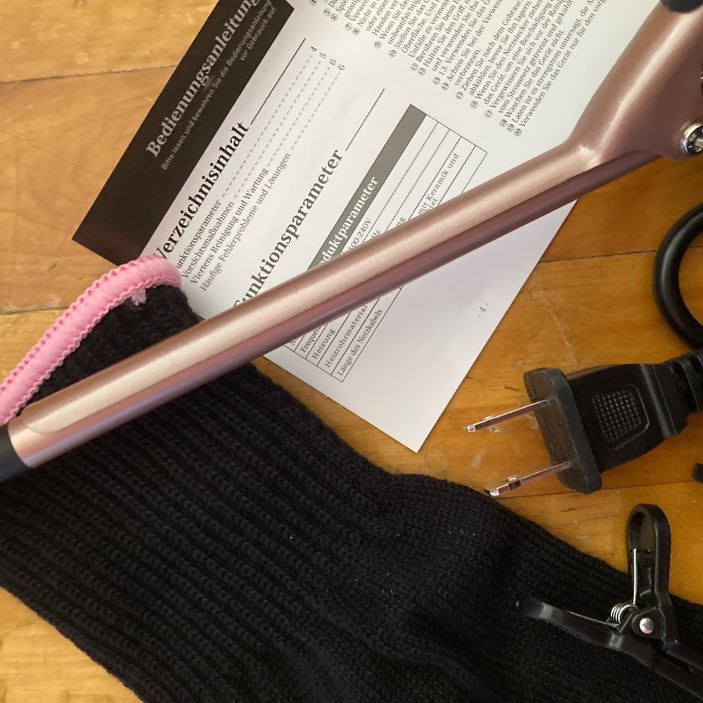 NEW 3/8" Curling Iron Set with Clips and Glove - Picture 2 of 6